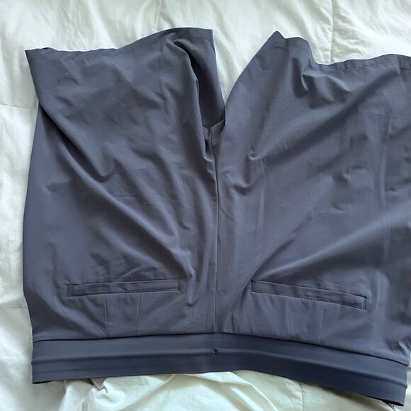 Athleta Venture Bermuda Shorts - Tempest Violet -UPF 50+ - Picture 7 of 8